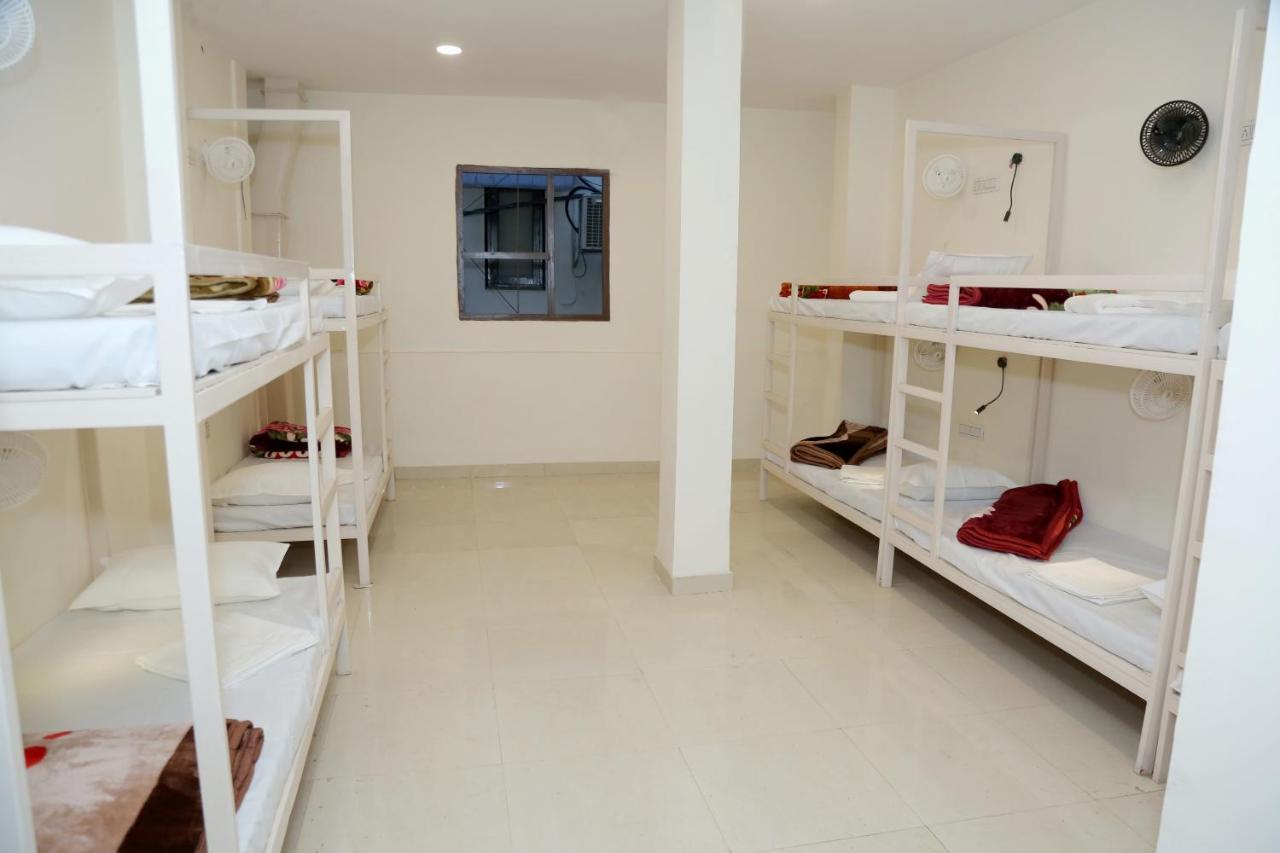 The Charlie'S Hostel Nueva Delhi Exterior foto