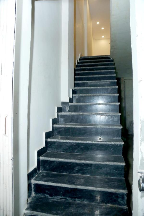 The Charlie'S Hostel Nueva Delhi Exterior foto